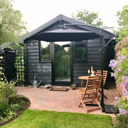 Melford Allotment Shed-Vintage Lodge Suffolk Long Melford Buitenkant foto
